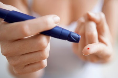 Bagaimana Mengelola Glukosa Darah Tinggi kelemahan, pusing, disorientasi, dan